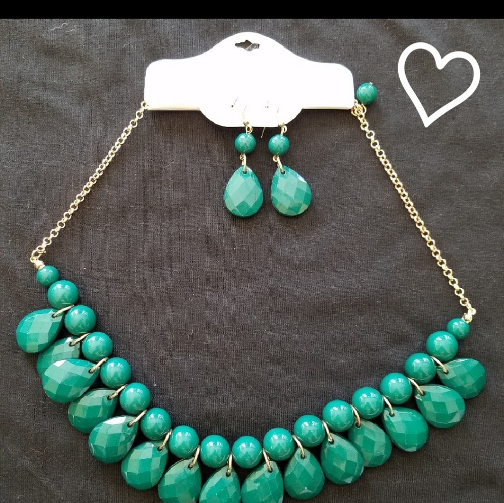 Matching Necklace and Earrings - Picture 1 of 3